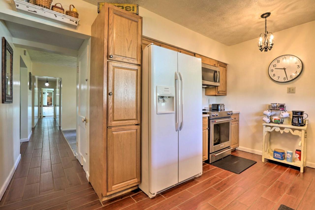 Charming East Bernstadt Retreat Less Than 6 Acre Farm! Exterior foto